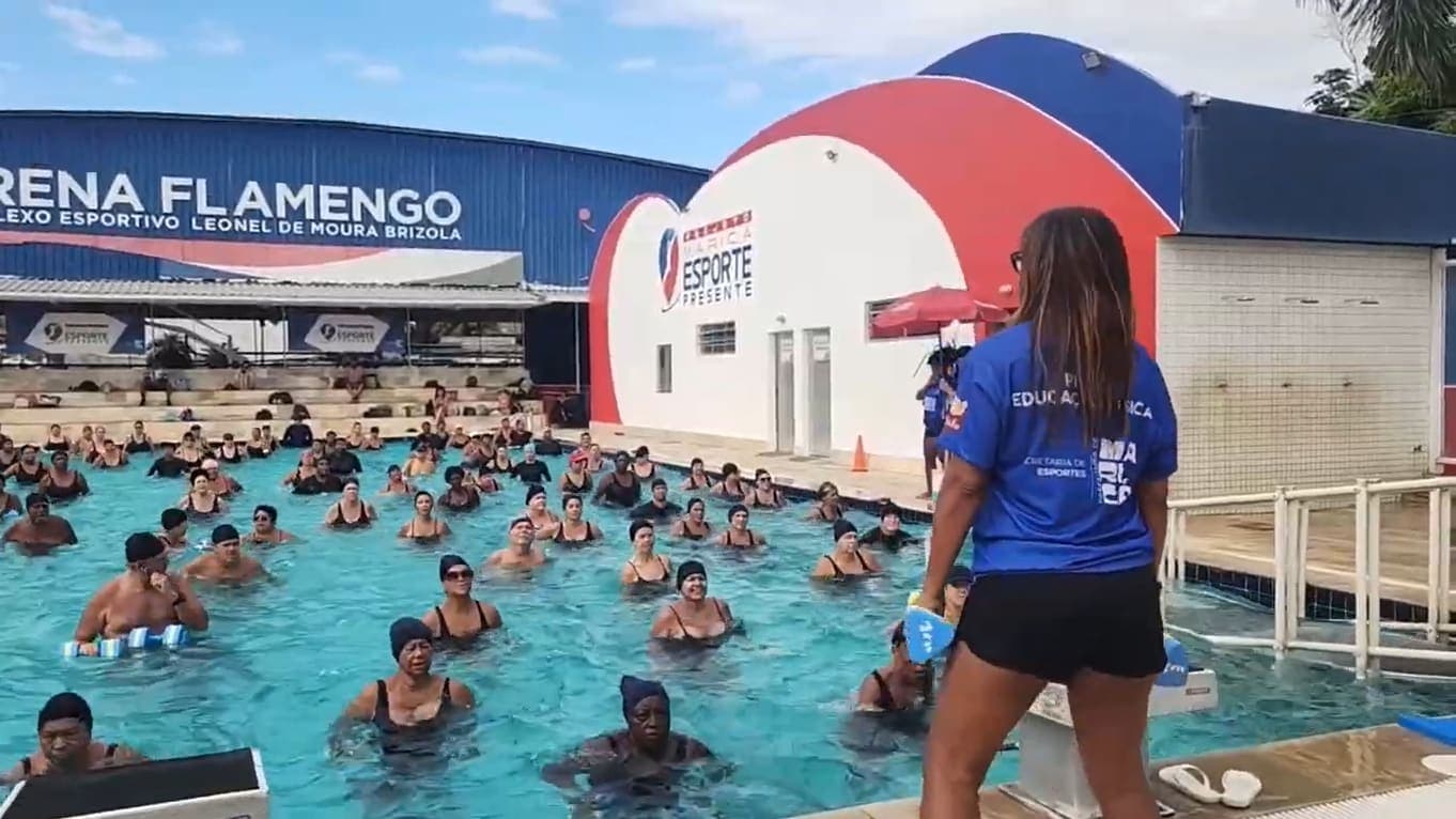 Prefeitura de Maricá oferece aulas gratuitas de hidroginástica e reforça ações de saúde e bem-estar