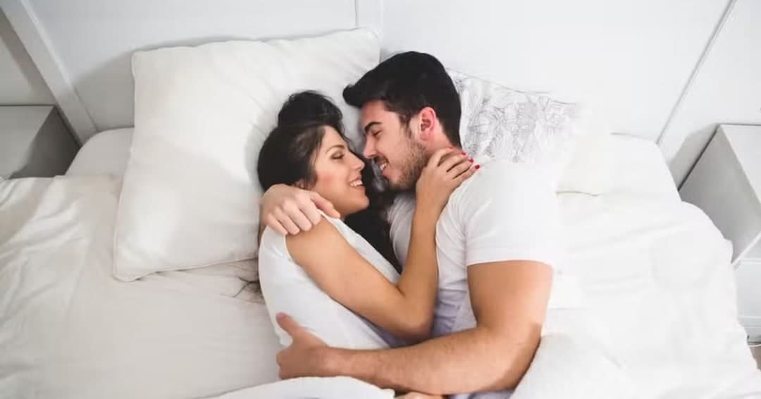 Homens sentem mais desejo sexual que as mulheres? Especialistas explicam o que realmente influencia a libido